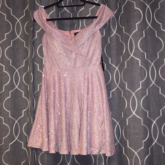Lulus Dresses & Skirts - sparkly pink lulus off the shoulder dress